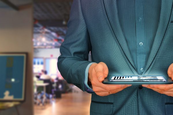 businessman-2970149_1920 businessman-2970149_1920